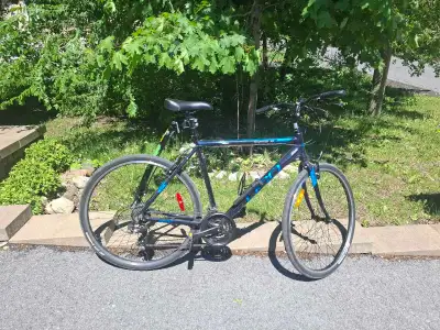 Vélo hybride Neron Downtown 701, View more