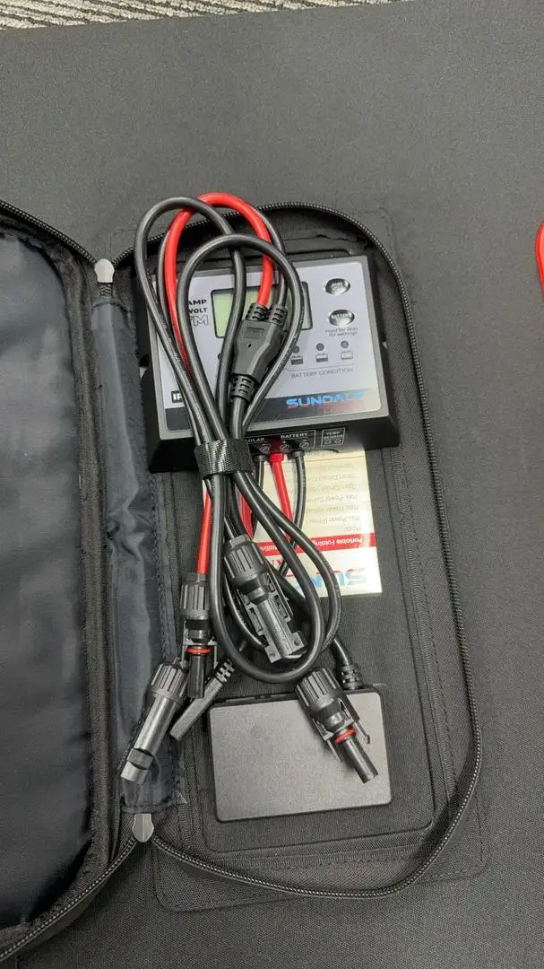 SunDale Portable  Foldable 200W Solar Panel 4 x 50W charger  KIT64667462592129121