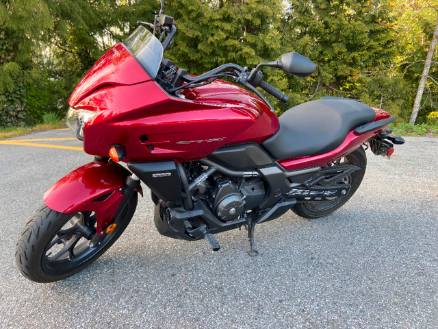 2014 Honda CTX 700, mint condition, low kms in Sport Touring in Burnaby/New Westminster - Image 3