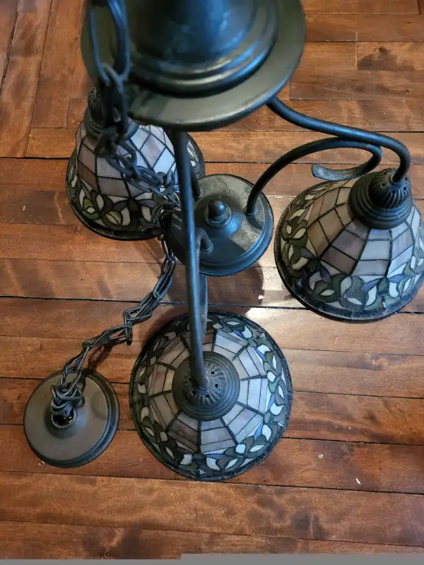 Lampe suspendue style Tiffany in Indoor Lighting & Fans in City of Montréal - Image 3