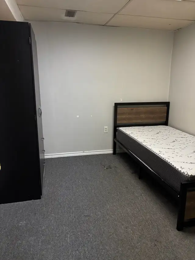 Room for Rent Near Humber College