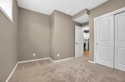 Room For Rent in Sherwood Park