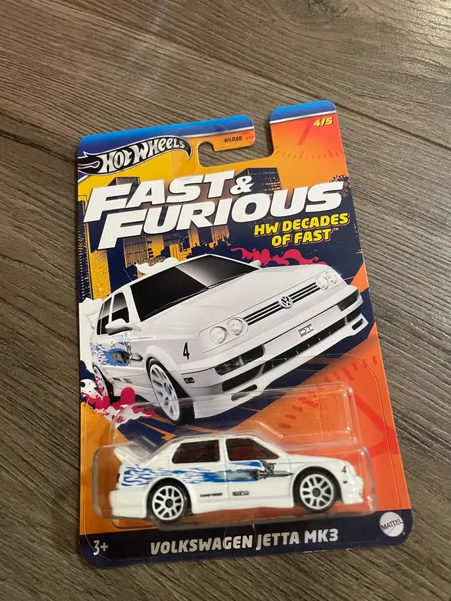 Hot Wheels Volkswagen Jetta MK363735878820995120