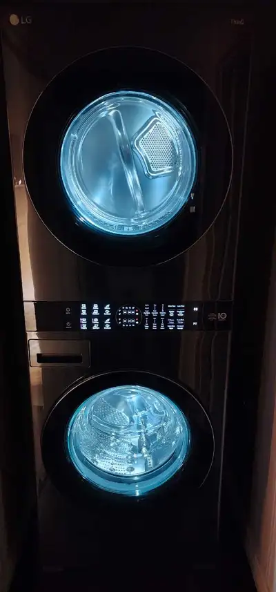 Lg washtower. Ventless dryer (heat pump).