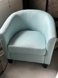 New Chair from Leon’s 