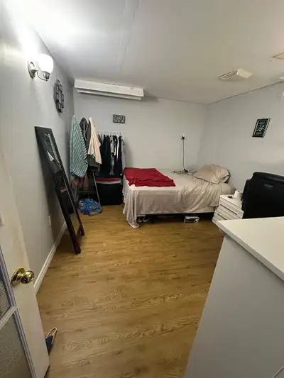 room for rent