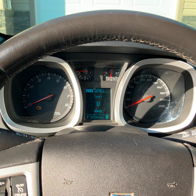 2017 Chev Equinox AWD in Cars & Trucks in Strathcona County - Image 4