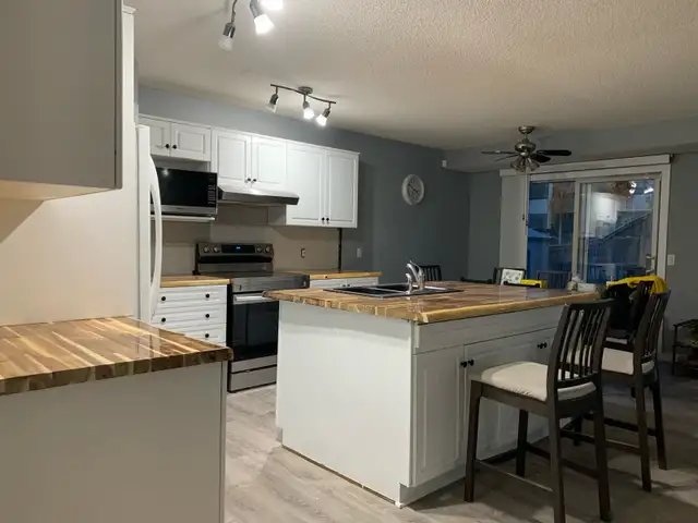 Sammy the Handyman in Renovations, General Contracting & Handyman in Calgary - Image 7