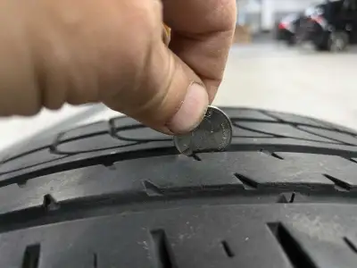 One used tire for sell. 225/45/18