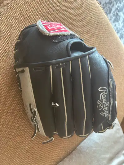 Rawlings Baseball Glove, View more