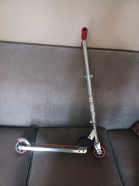 Razor scooter