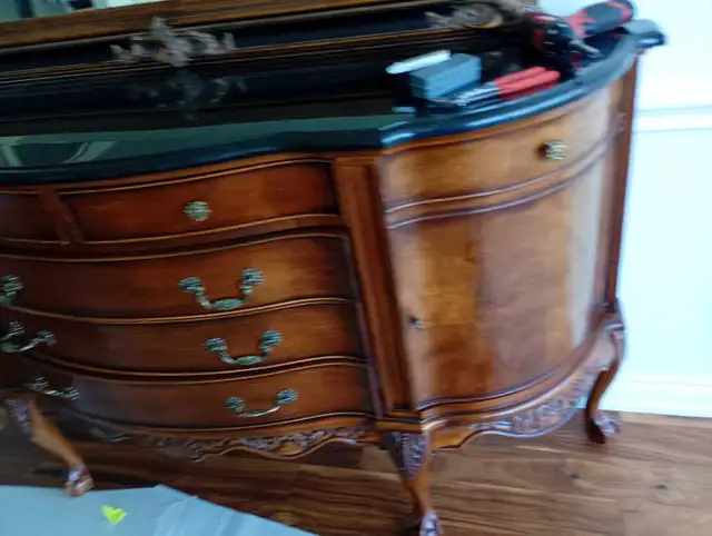 free delivery serpentine or demi-lune sideboard in Hutches & Display Cabinets in City of Toronto - Image 5