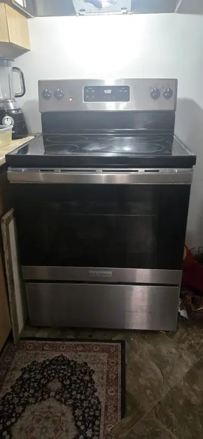 CUISINIÈRE A VENDRE, View more