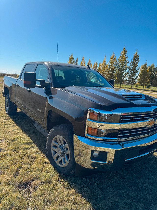 2019 Chevrolet Duramax in Cars & Trucks in Lethbridge - Image 2