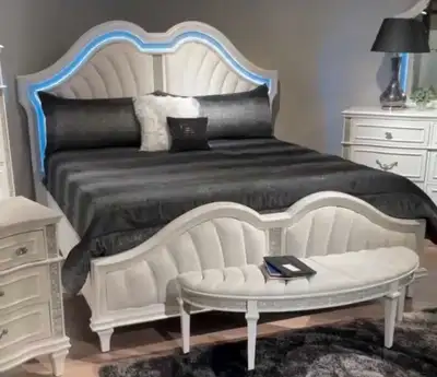 MODRAN BEDROOM SET