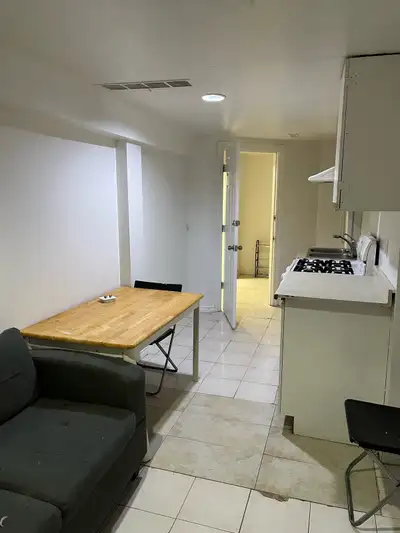 1-Bedroom Unit – All Utilities Included! – $160