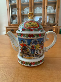 Vintage Sadler Christmas Holiday Teapot. (numbered 4542)