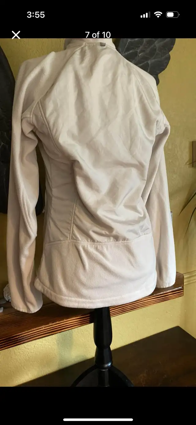 Avia Light Polar Fleece Jacket in Women's - Tops & Outerwear in Edmonton - Image 8