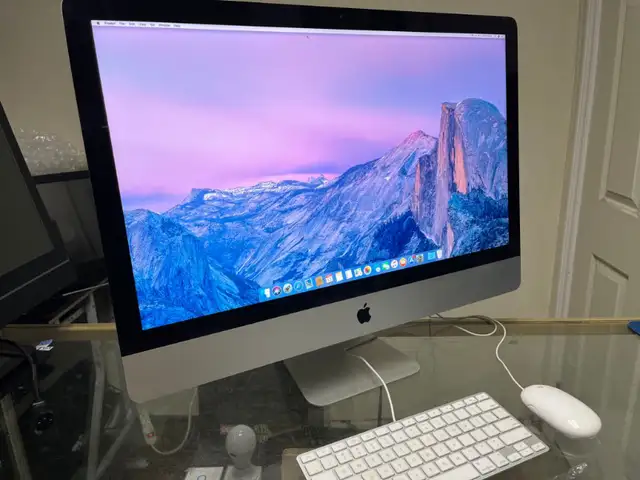 8 gig Ram Slim Apple iMac 21.5" Core i5 Camera 1000gb Storage in Desktop Computers in Mississauga / Peel Region - Image 3