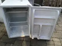 4.5 cubic foot fridge