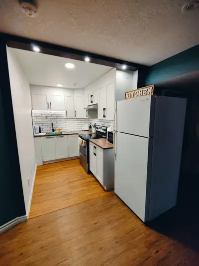 1 bedroom 1 bathroom basement suite is available for rent in Airdrie SW. Newly built kitchen, separa...