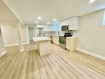 One unfurnished room available in this beautifully renovated basement unit, in the centrally located...