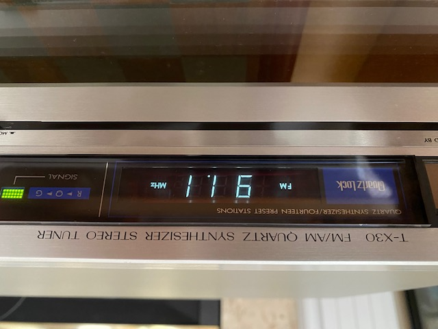 JVC AM/FM Stereo Digital tuner model T-X30 made in Japan in Stereo Systems & Home Theatre in Markham / York Region - Image 4