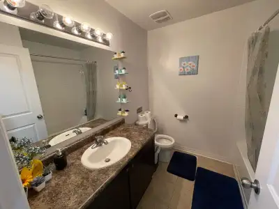 Private Furnished Room for Rent ALL INCLUDED (WIFI,ONE PARKING, HEAT,WATER,HYDRO) A spacious, furnis...
