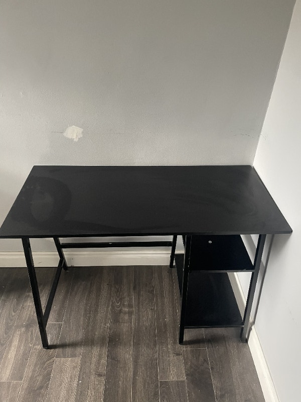 Desk for sale Desks Mississauga / Peel Region Kijiji