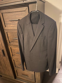 Hugo Boss Suit with Coat/Jacket and Pants/Trousers