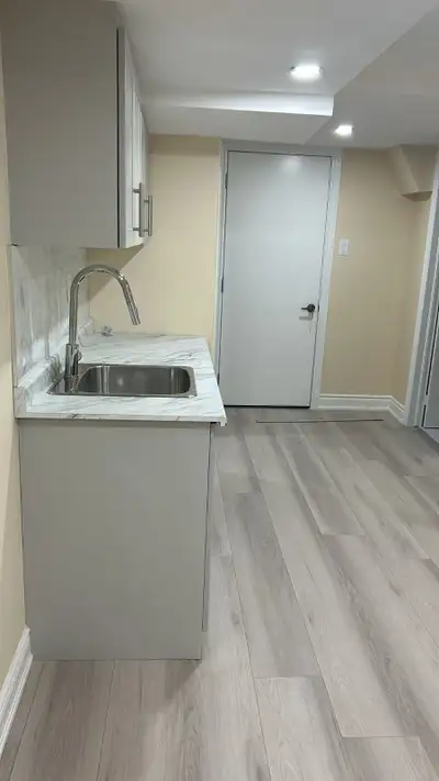 One bed room Studio Basement apartment in Brampton