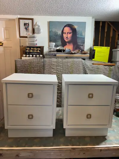 Pair of Nightstands- White, 2 Dovetails Drawers, Solid Wood, View more