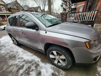 - Rear bumper camera - Bluetooth for phone calls and music - 4 Wheel Drive - Sunroof - Heated Leathe...