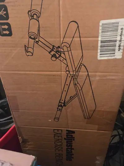BRAND NEW in box EXCELLENT BENCH