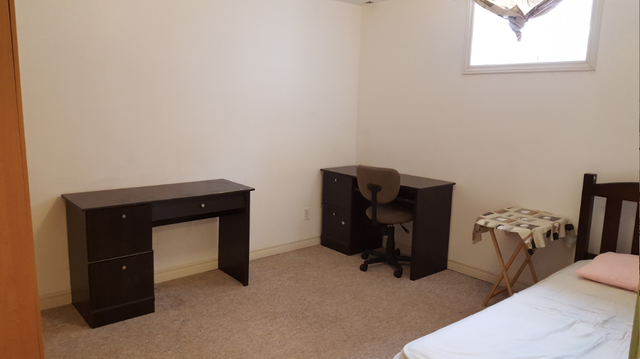 Two rooms for student in Room Rentals & Roommates in Peterborough - Image 6