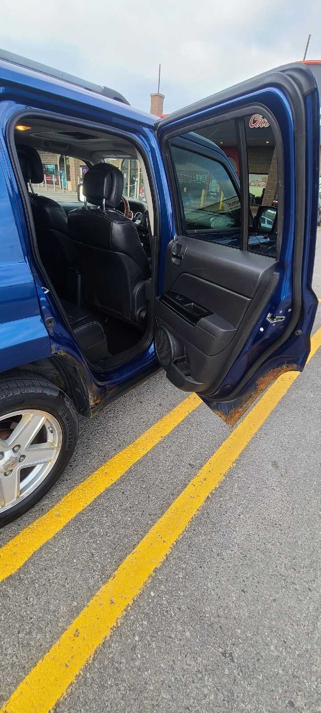 Jeep Patriot 2010 — photo 5