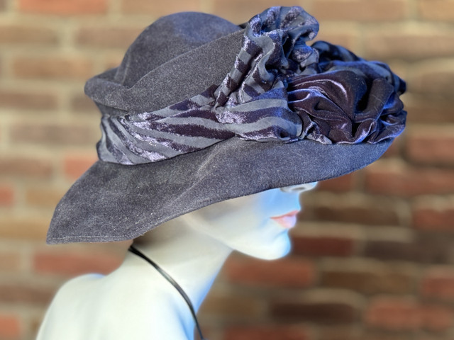 Chapeau fait main Lilliput Hats Handmade dans Femmes - Autre  à Ville de Montréal - Image 2