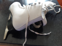 CCM size 3 figure skates for sale in very good condition