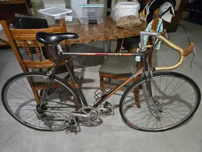 Vintage Peugeot 1980s Challenge PH9 Speed Bike, View more