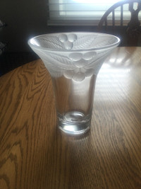 Mikasa “Bountiful” crystal flower vase