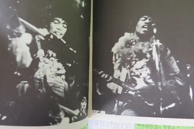 the JImi Hendrix Experience Album VINTAGE PVG 1968 in Other in City of Montréal - Image 5