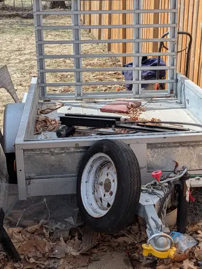 2021  stirling 4x6 Utility Trailer barley used, View more