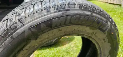 Bridgestone 17"- All Season P265/65R17 Pick up only: Mississauga (Erinmills and Britannia Rd)