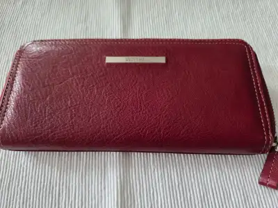 Kenneth Cole Ladies Genuine Leather Wallet Dark Red NEW, View more