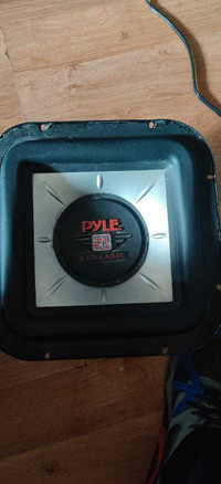 Pyle PLSQ12D 12-Inch 1400W Square DVC Subwoofer