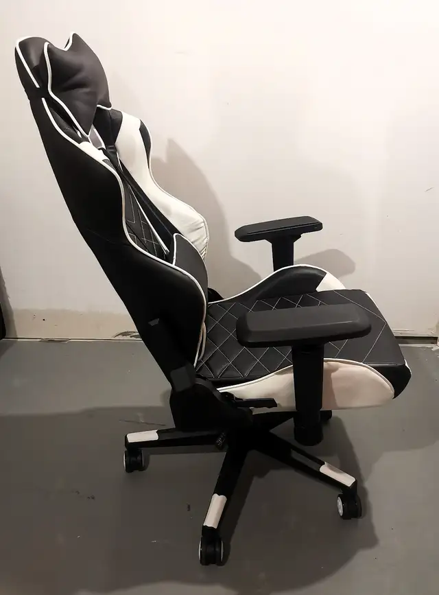 High back leather swivel chair62863731310211124