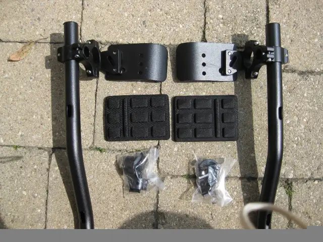 Road Bike Aerobars in Frames & Parts in Mississauga / Peel Region - Image 5