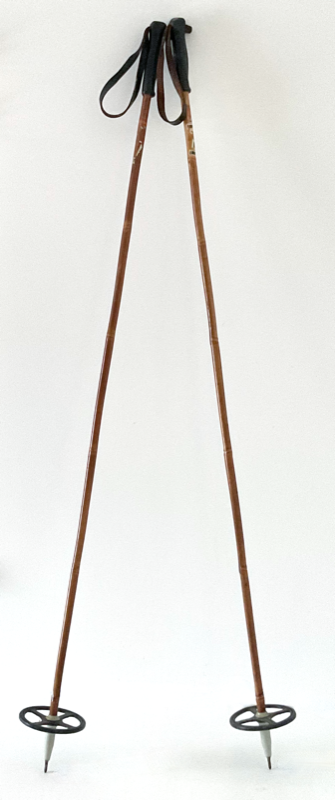 Vintage fin 1960 Bâtons de skis de fond bambou Finlande L in Arts & Collectibles in Lévis - Image 3