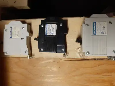 Various Bolt-On Commander QBH / Cutler Hammer/Sylvania Breakers, View more