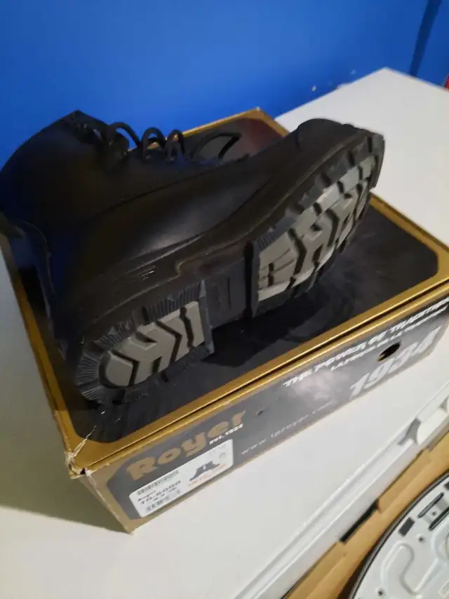 Royer Bottes in Men's Shoes in Granby - Image 2